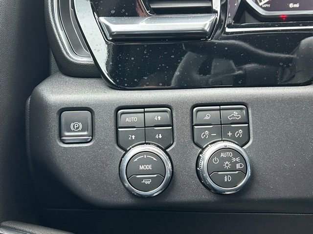 New 2026 GMC Sierra 1500 SLT image 31