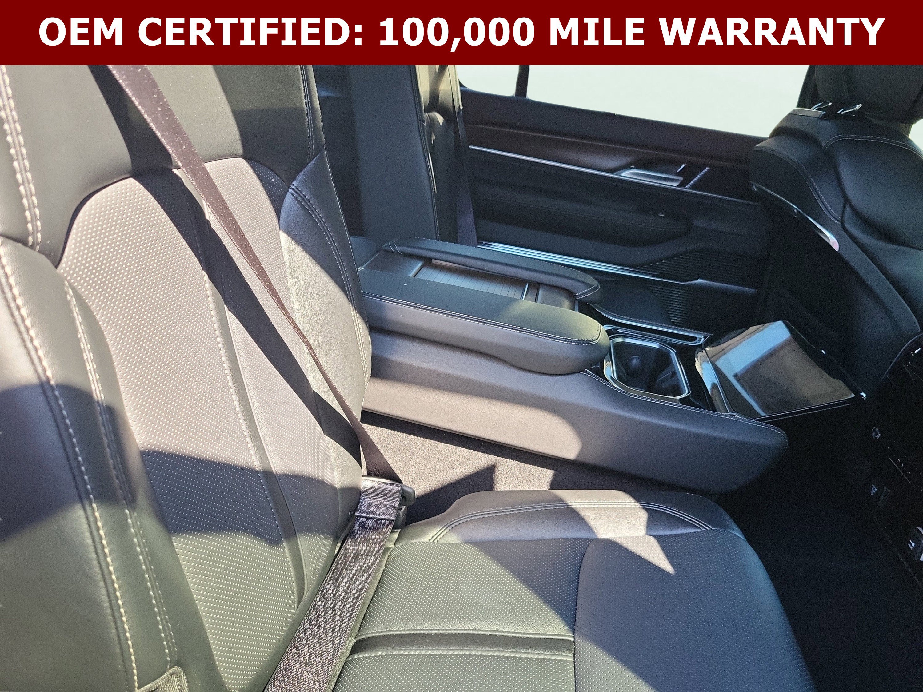 Used 2024 Jeep Grand Wagoneer Series I AWD/4WD image 12