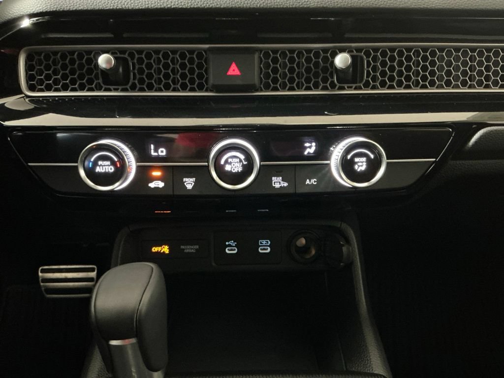 Used 2025 Honda Civic Sport image 12