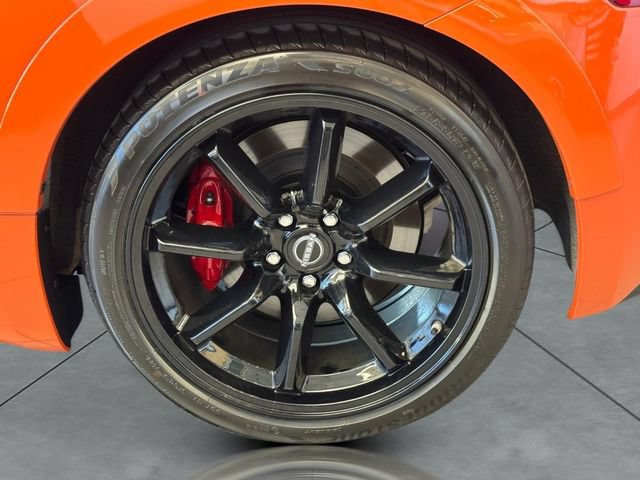 Certified 2024 Nissan Z Performance w/ Heritage Edition RWD image 3