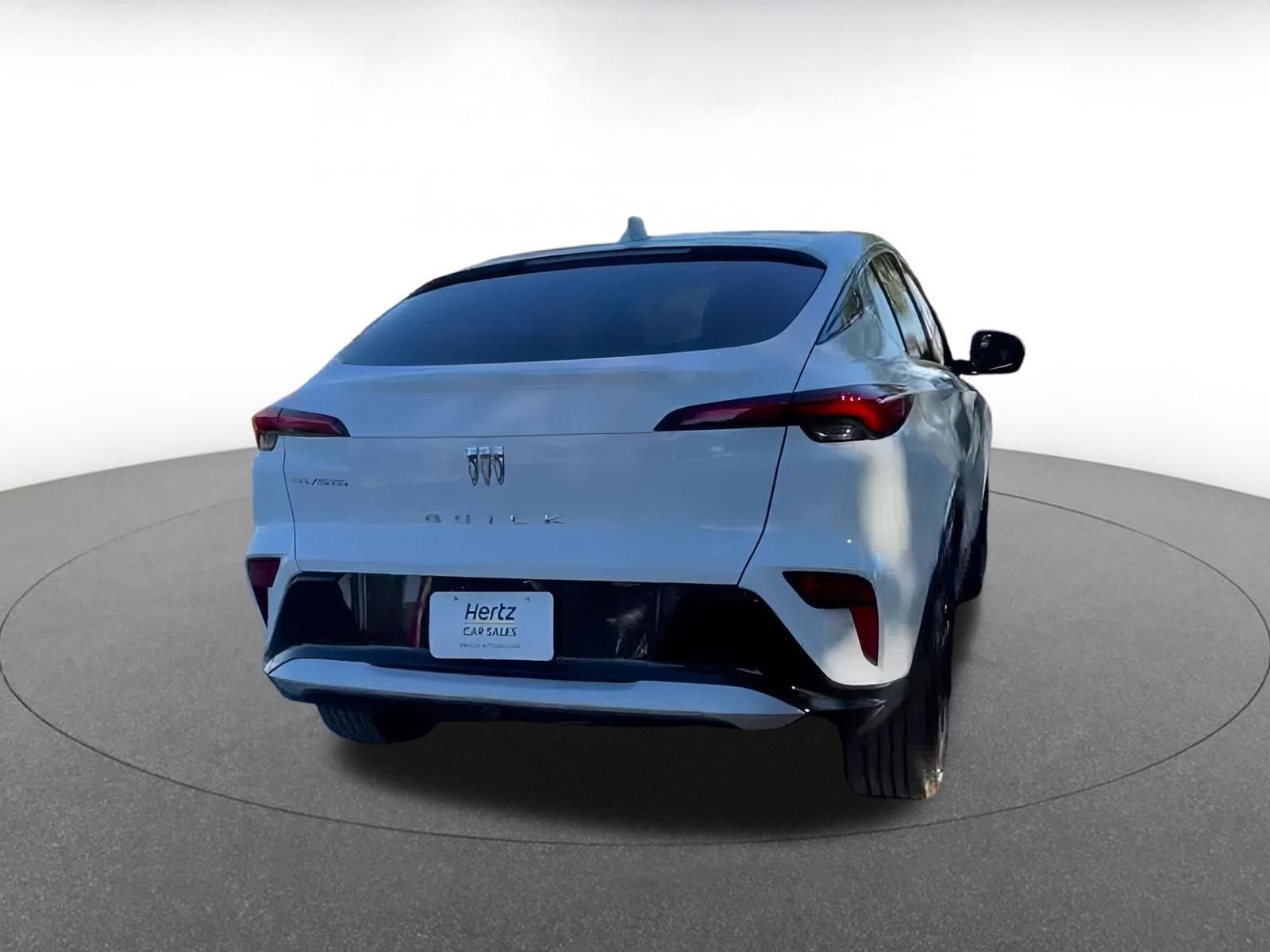 Used 2025 Buick Envista Sport Touring image 14