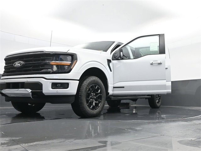 New 2025 Ford F150 XLT w/ Equipment Group 302A MID image 31