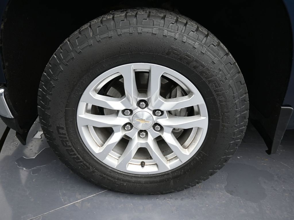 Used 2019 Chevrolet Silverado 1500 LT w/ Texas Edition image 19