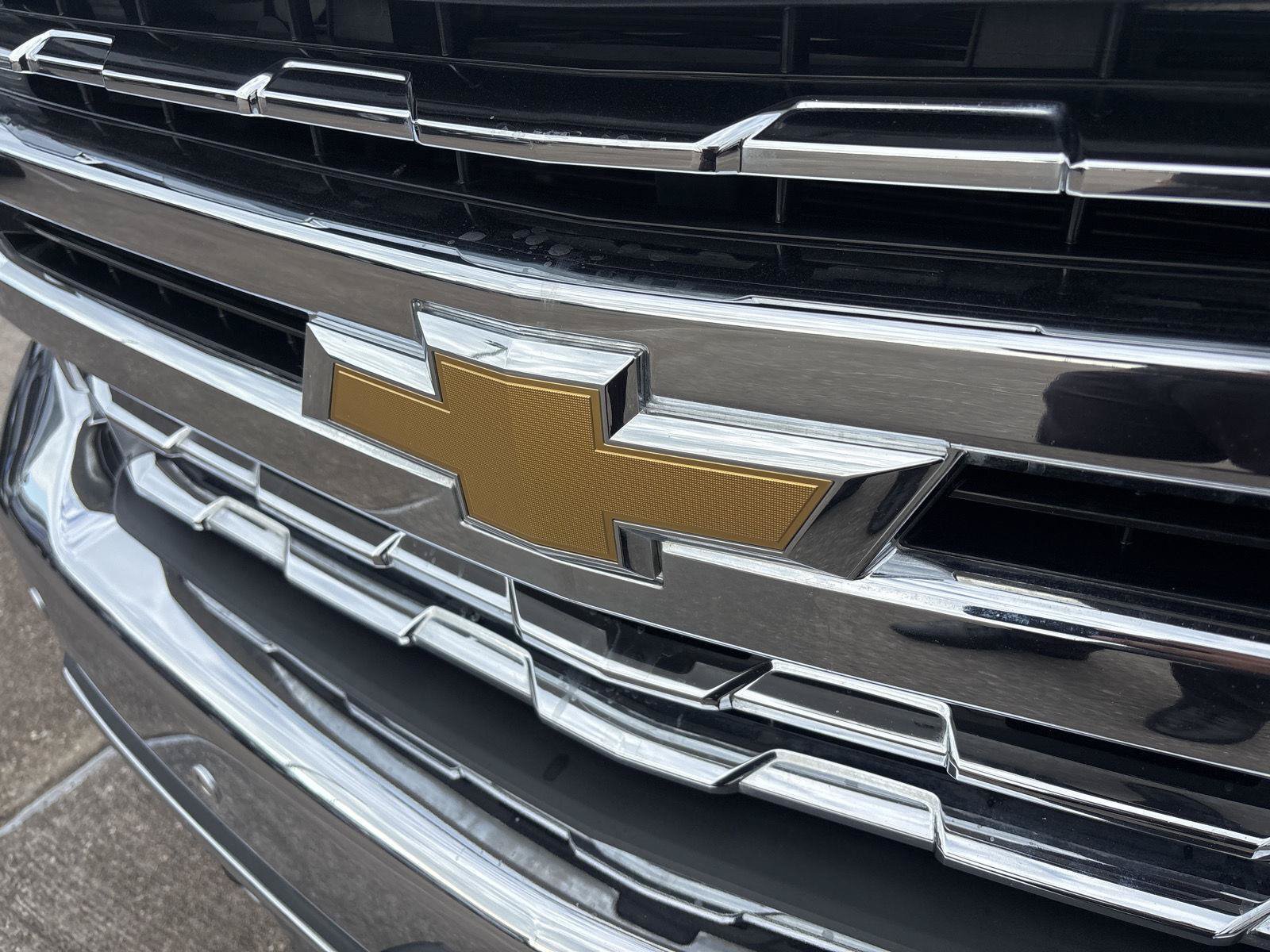 Used 2019 Chevrolet Silverado 1500 LTZ w/ LTZ Texas Edition AWD/4WD image 4