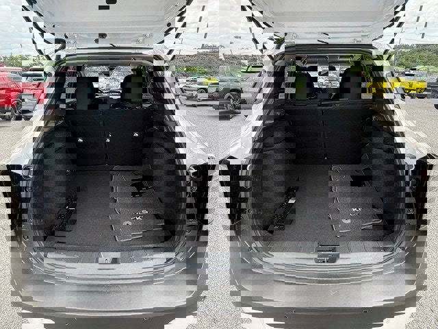 New 2025 Nissan Kicks SV image 15