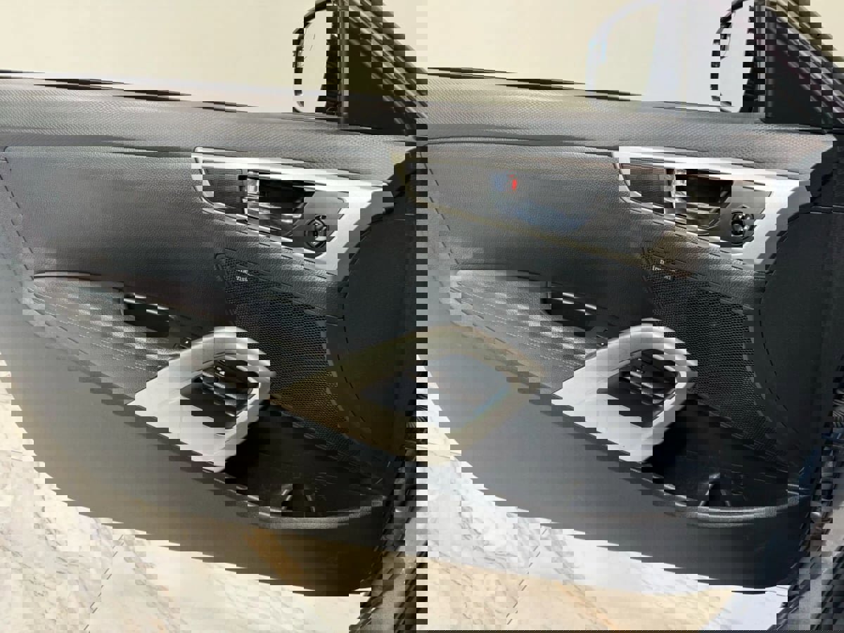 Used 2016 Hyundai Veloster w/ Option Group 02 image 11