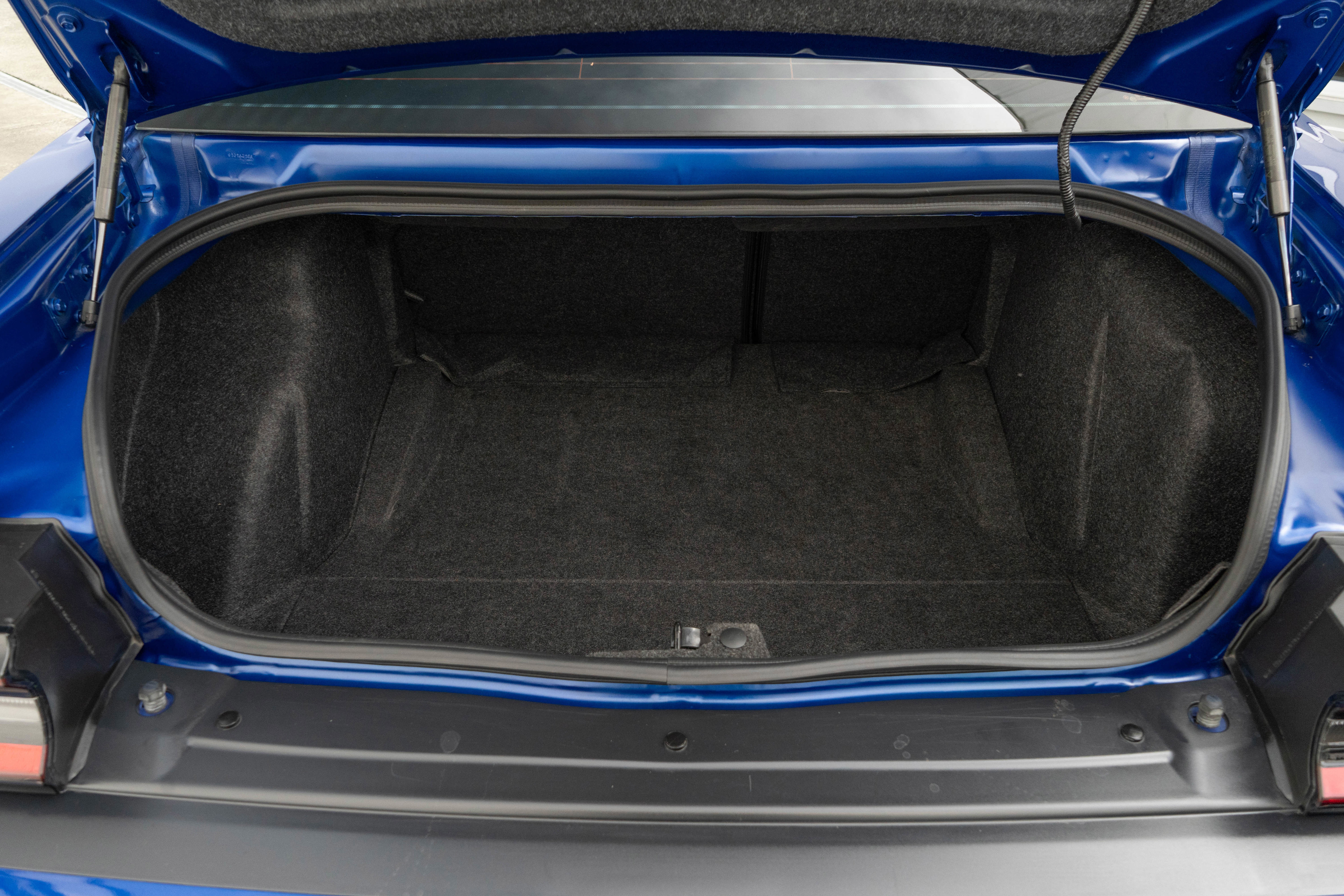 Used 2019 Dodge Challenger SRT Hellcat w/ Laguna Leather Package image 35