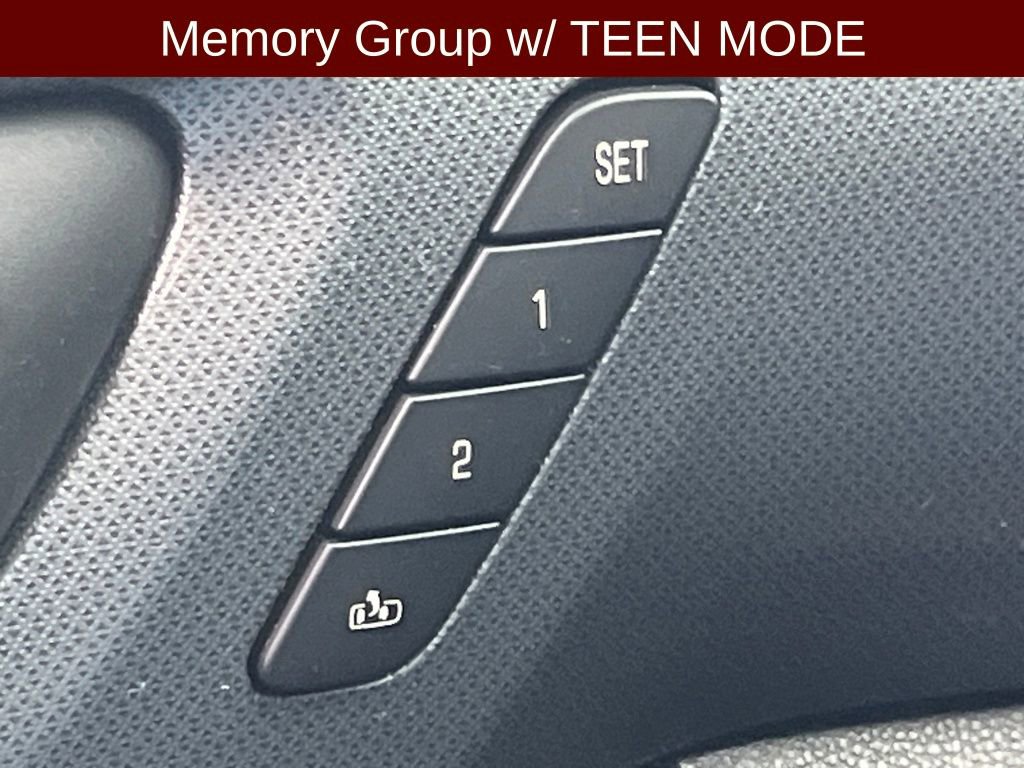 Used 2020 Chevrolet Traverse Premier w/ Redline Edition image 36