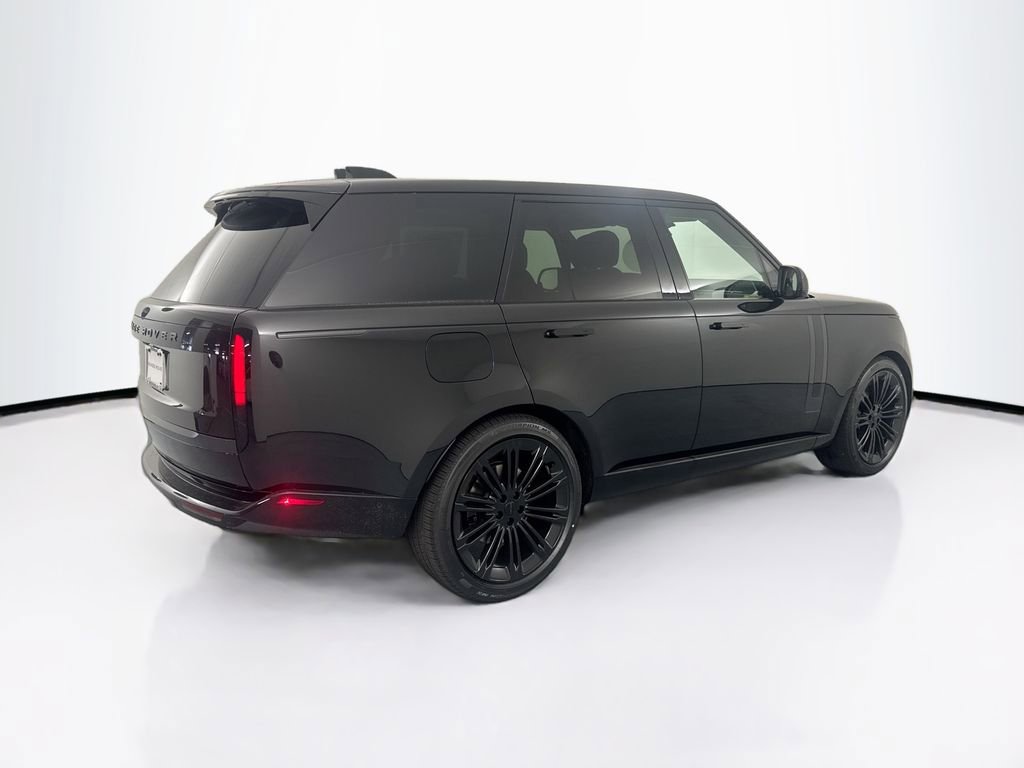 New 2026 Land Rover Range Rover SE image 5