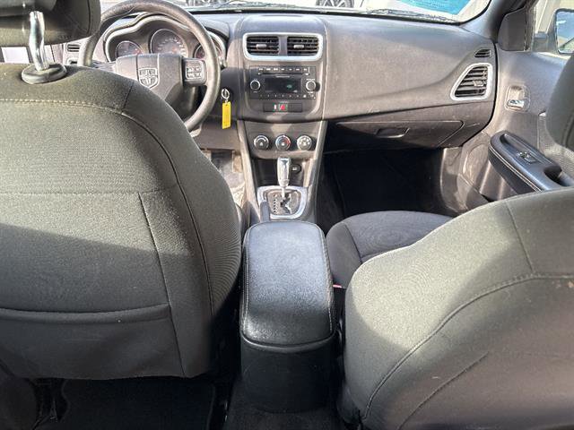 Used 2012 Dodge Avenger SE image 22
