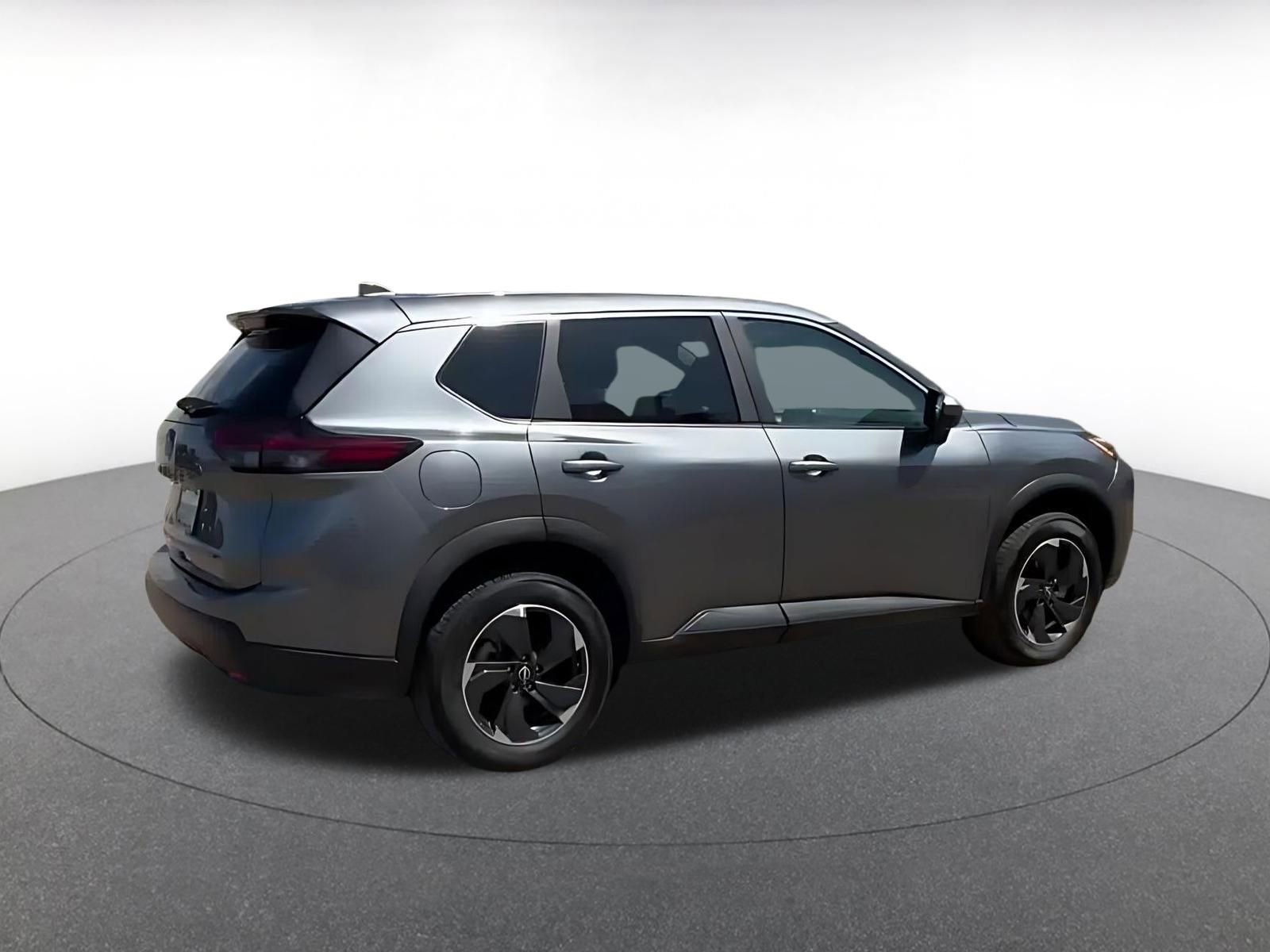 Used 2025 Nissan Rogue SV FWD image 15