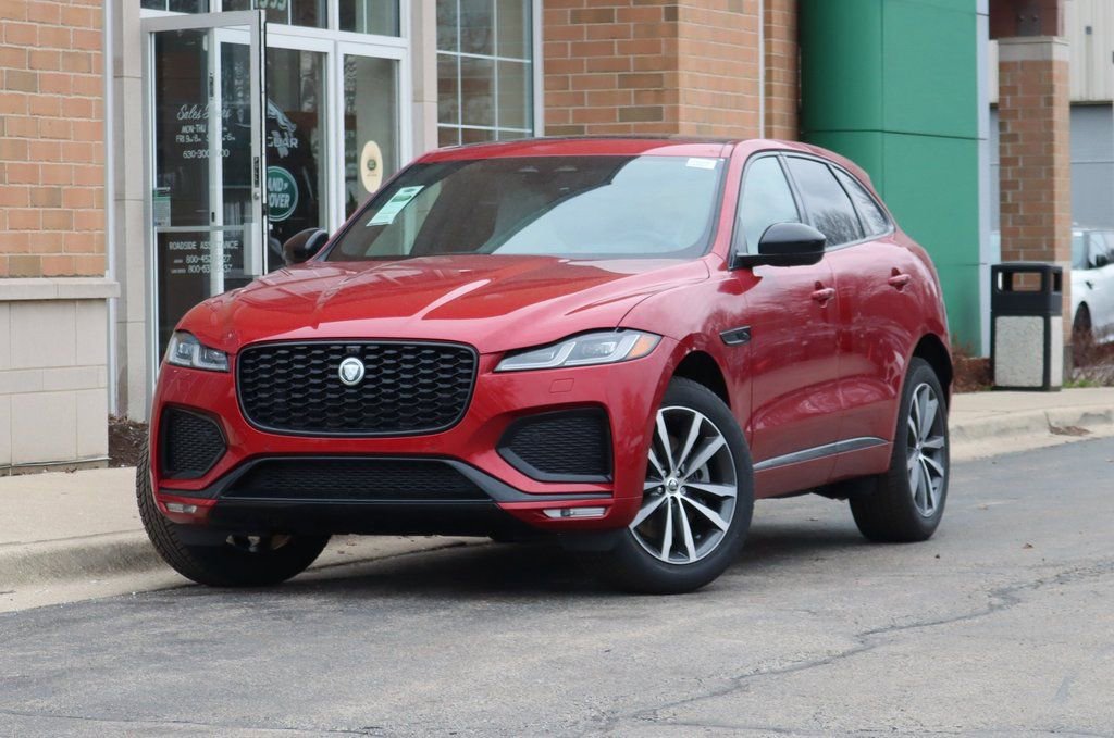 Used 2026 Jaguar F-PACE R-Dynamic S image 1