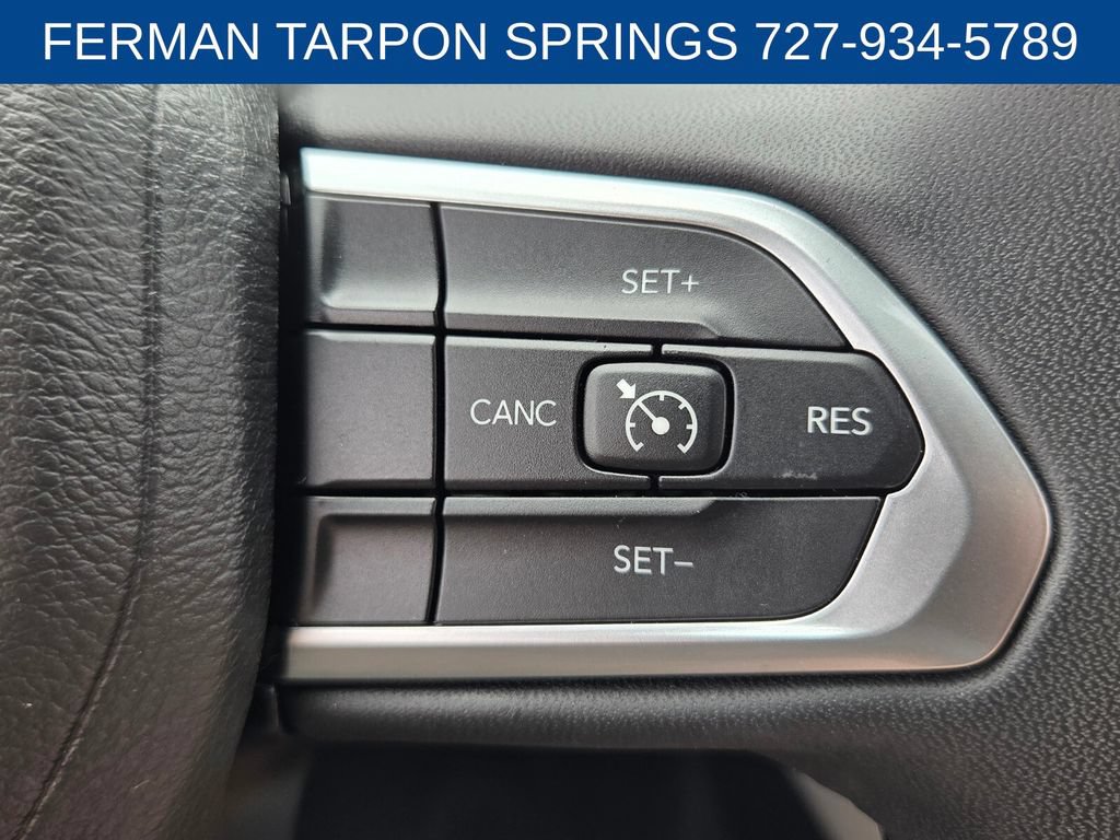 Used 2024 Jeep Compass Latitude AWD/4WD image 32