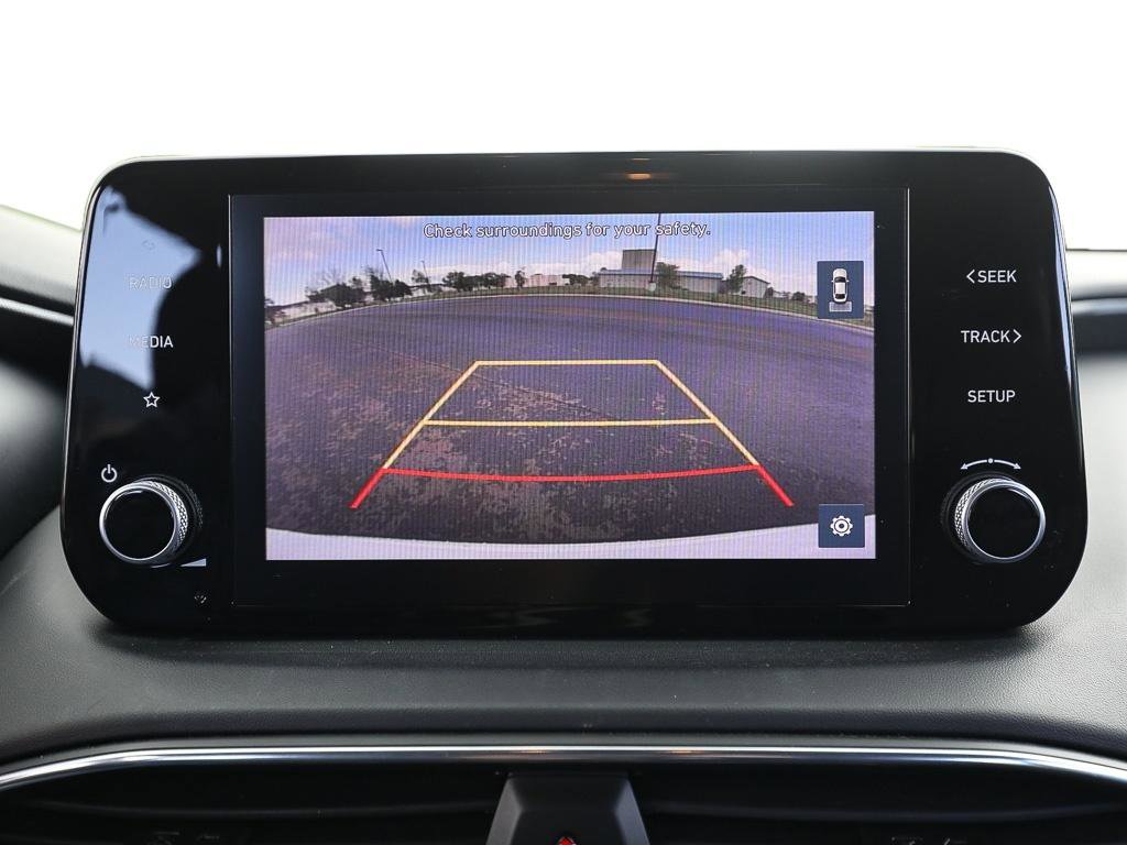 Used 2023 Hyundai Santa Fe SE FWD image 17