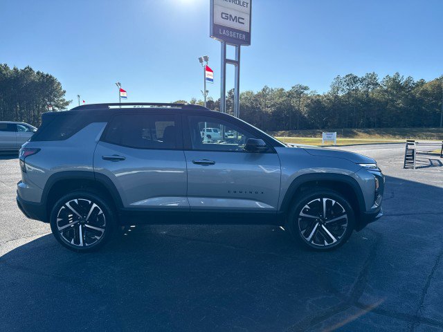 New 2026 Chevrolet Equinox RS w/ Convenience Package III image 2