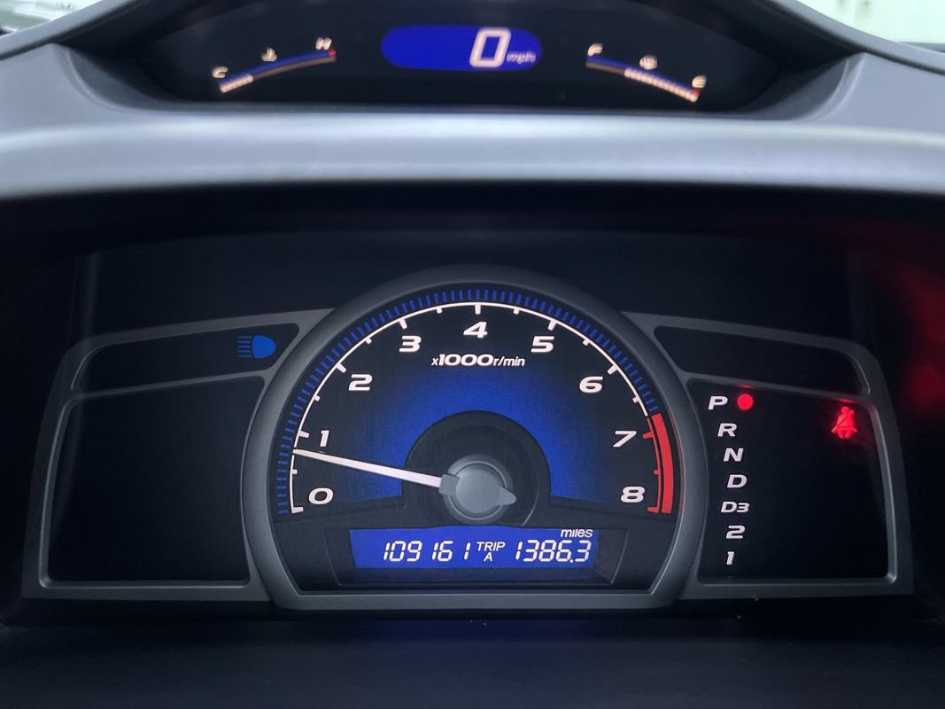 Used 2010 Honda Civic LX image 17