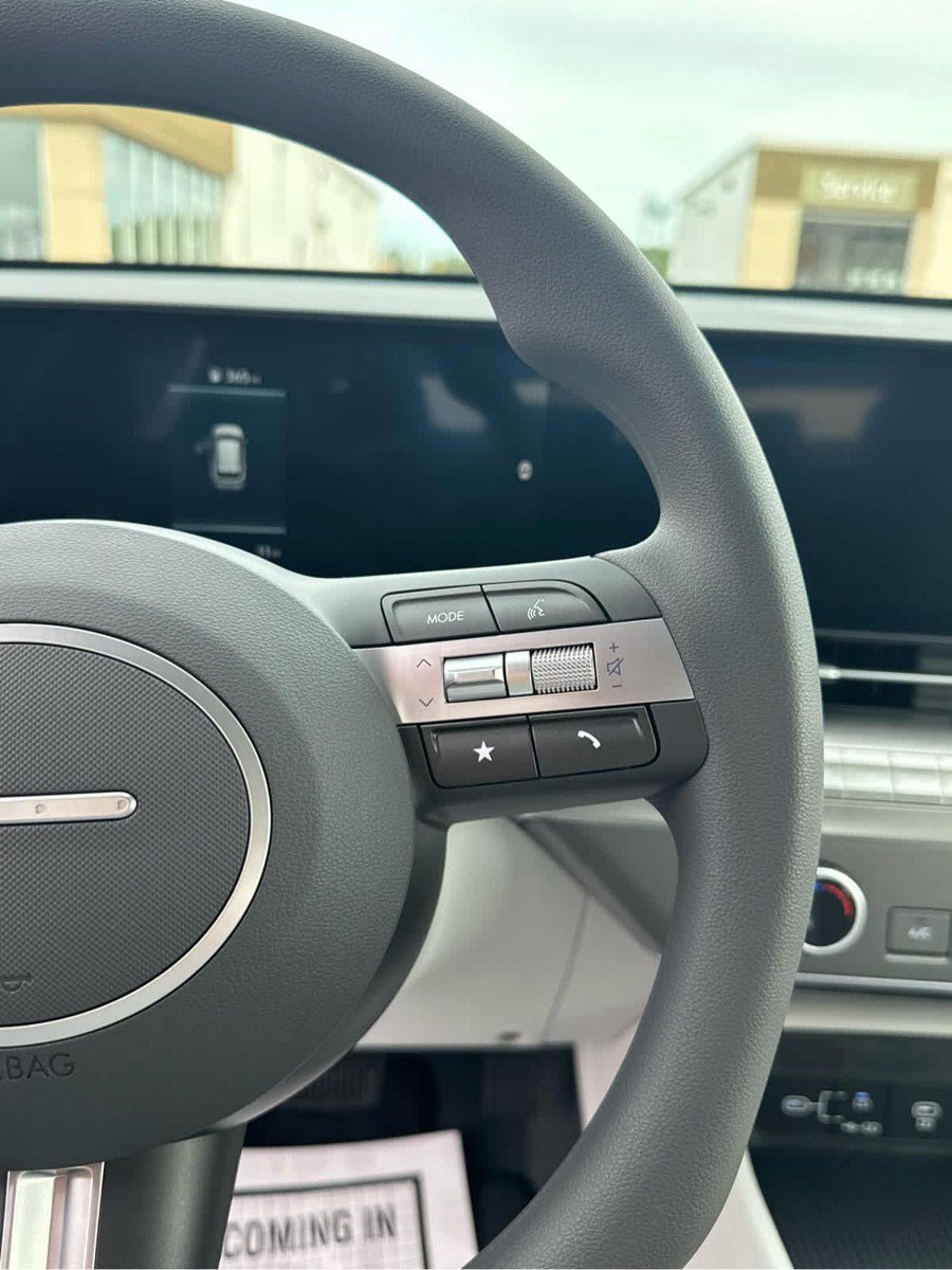 New 2027 Hyundai Kona SE AWD/4WD image 25