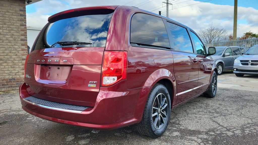 Used 2017 Dodge Grand Caravan GT FWD image 10