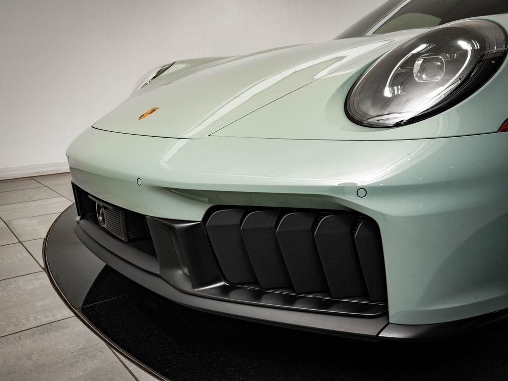 Certified 2025 Porsche 911 Carrera GTS RWD image 16