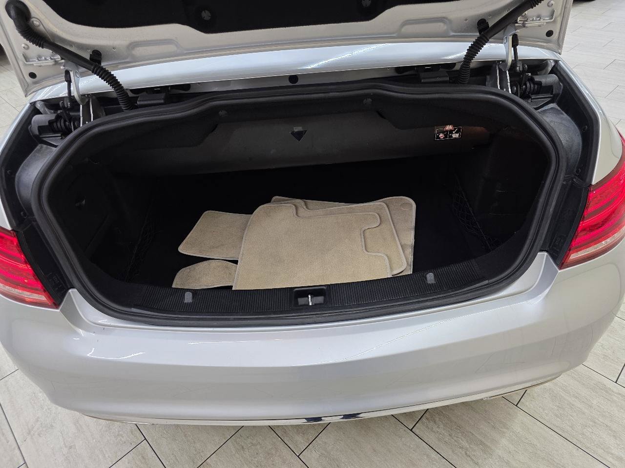 Used 2016 Mercedes-Benz E 550 Cabriolet image 15