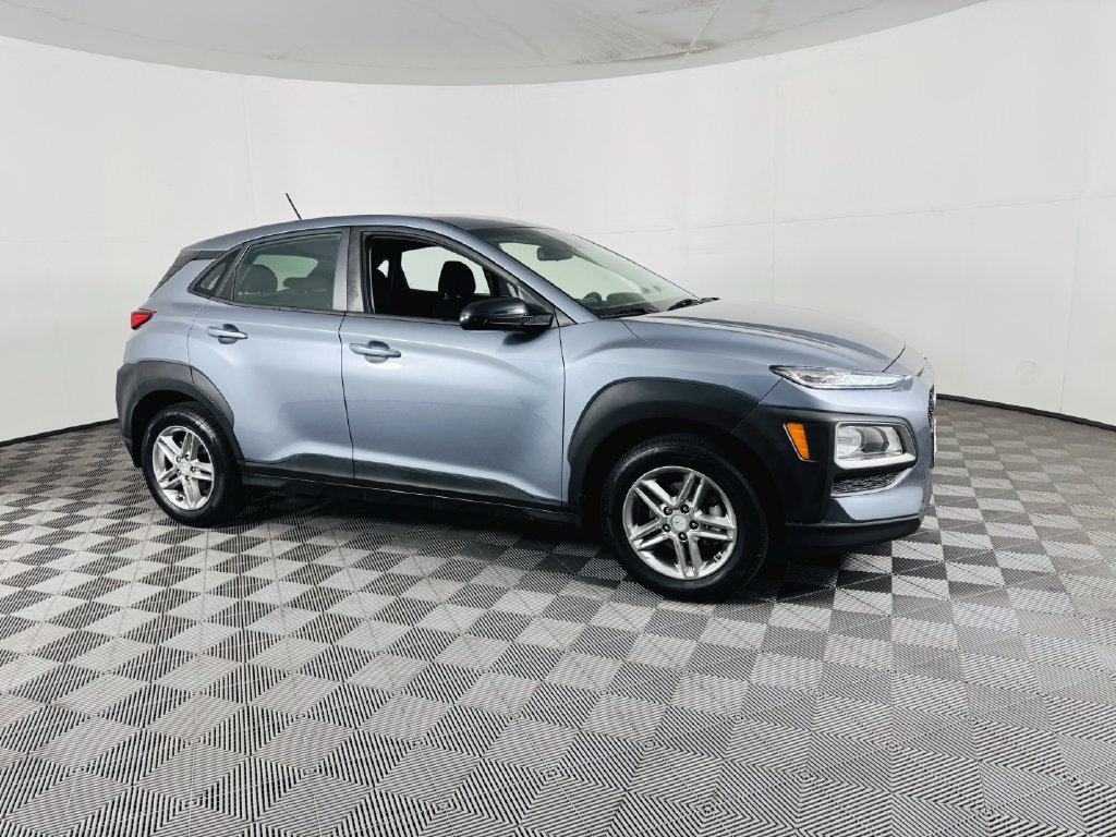 Used 2019 Hyundai Kona SE FWD image 2