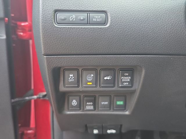 Used 2017 Nissan Rogue SL w/ SL Premium Package image 39