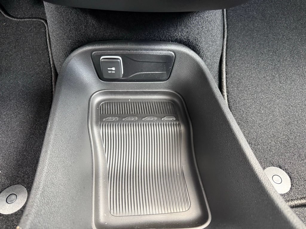 New 2026 Chrysler Pacifica Select FWD image 23