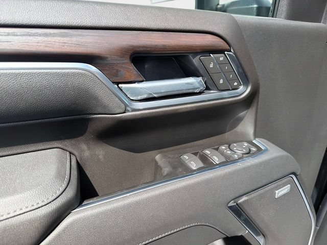New 2026 GMC Sierra 2500 SLT w/ SLT Premium Package AWD/4WD image 18