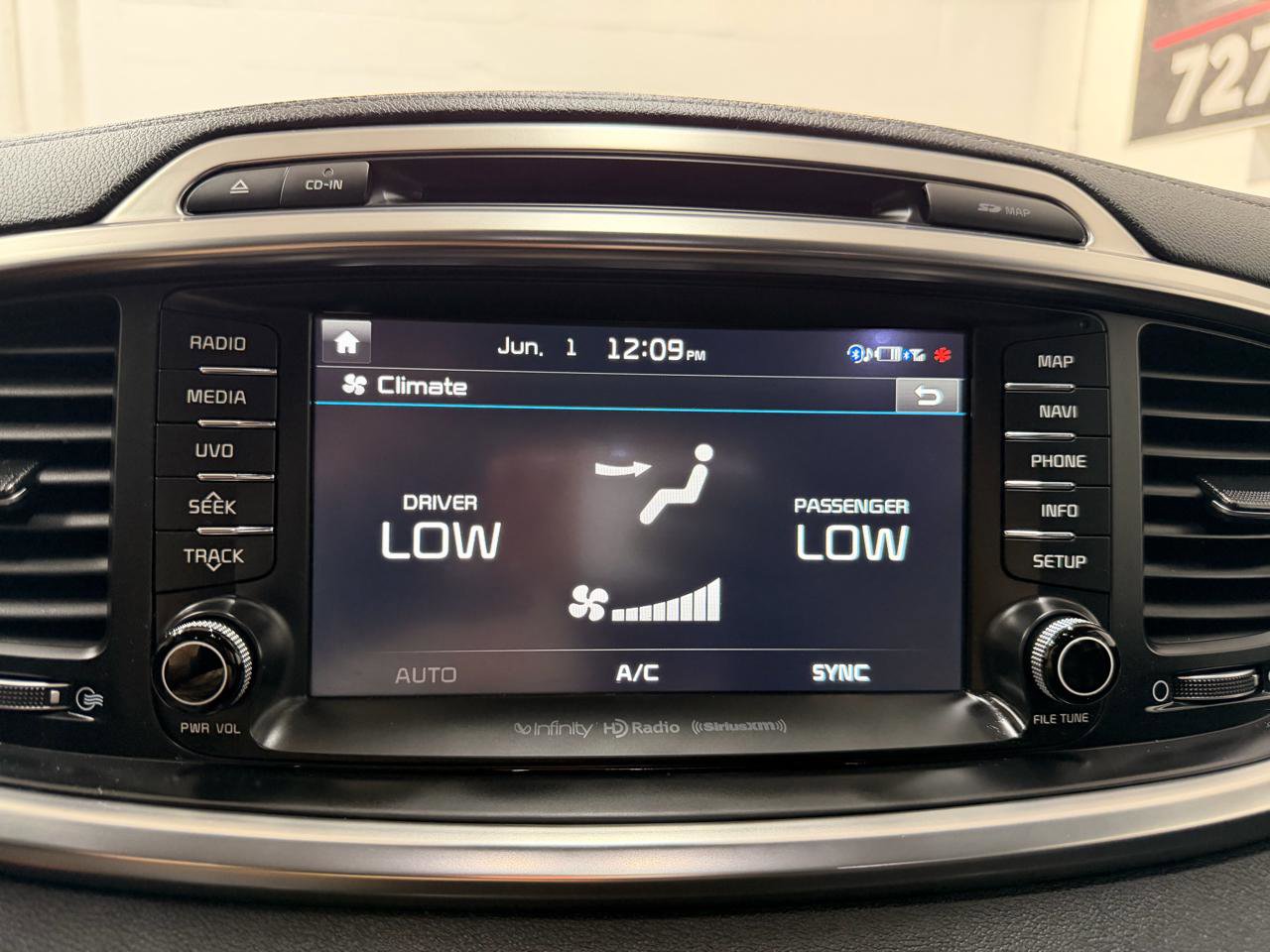 Used 2018 Kia Sorento SX AWD/4WD image 23