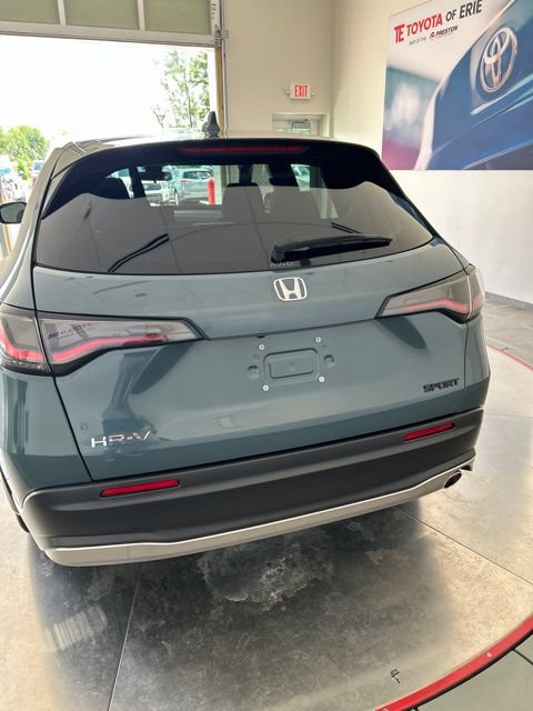 Used 2024 Honda HR-V Sport image 6