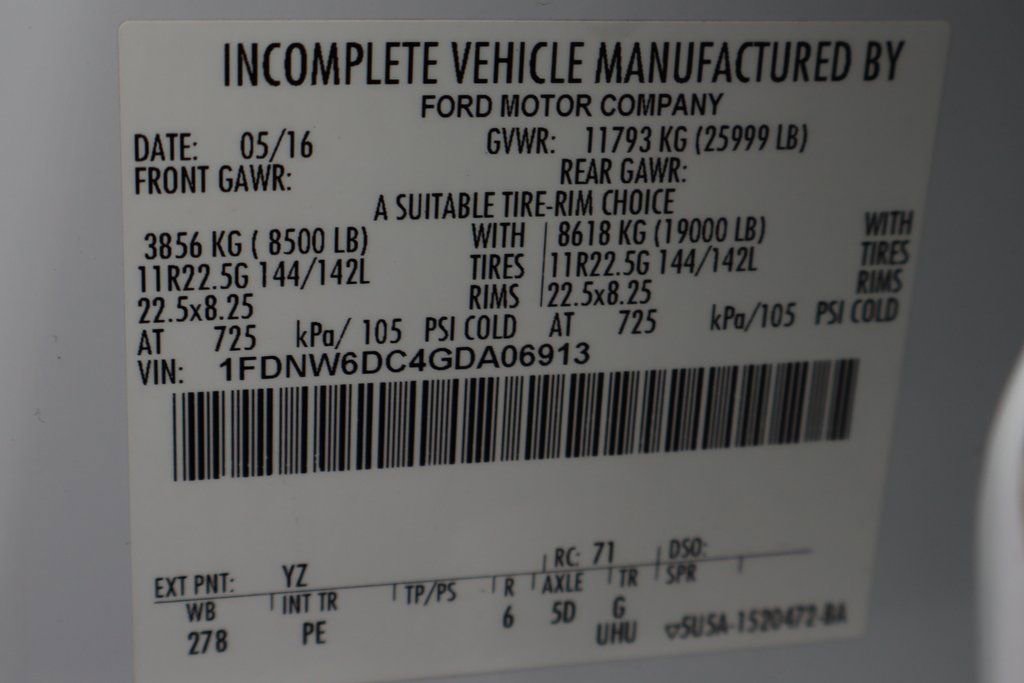 Used 2016 Ford F650 2WD Crew Cab Super Duty image 59