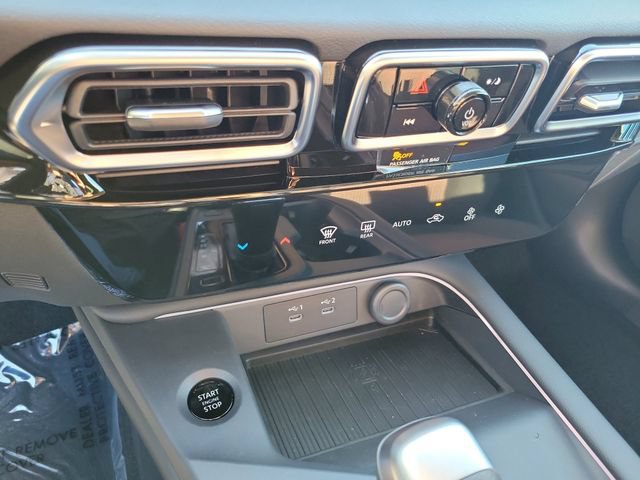 New 2026 Nissan Sentra SR w/ Floor Mat Package FWD image 17