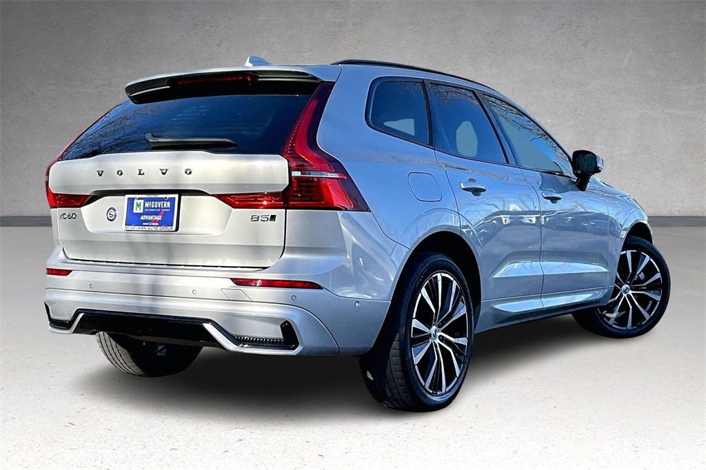 Certified 2023 Volvo XC60 B5 Plus w/ Climate Package image 6