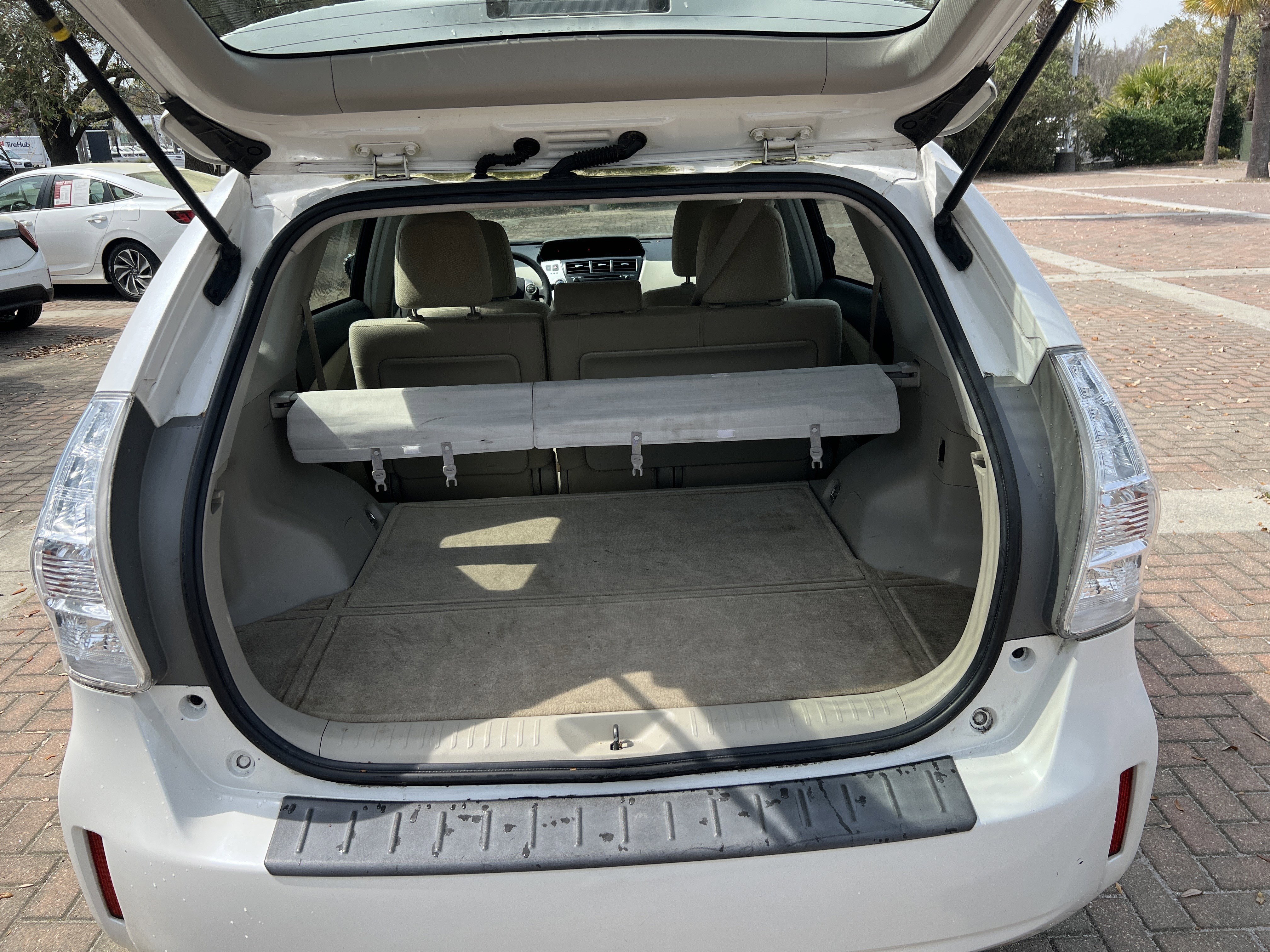 Used 2012 Toyota Prius V Three image 31