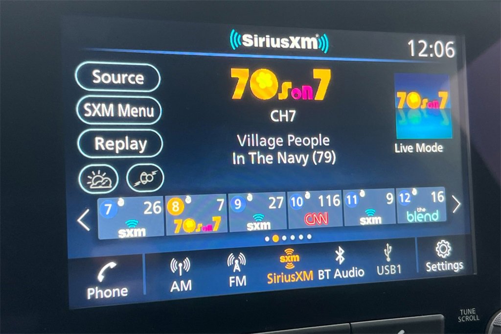 Used 2022 Nissan Frontier SV image 21