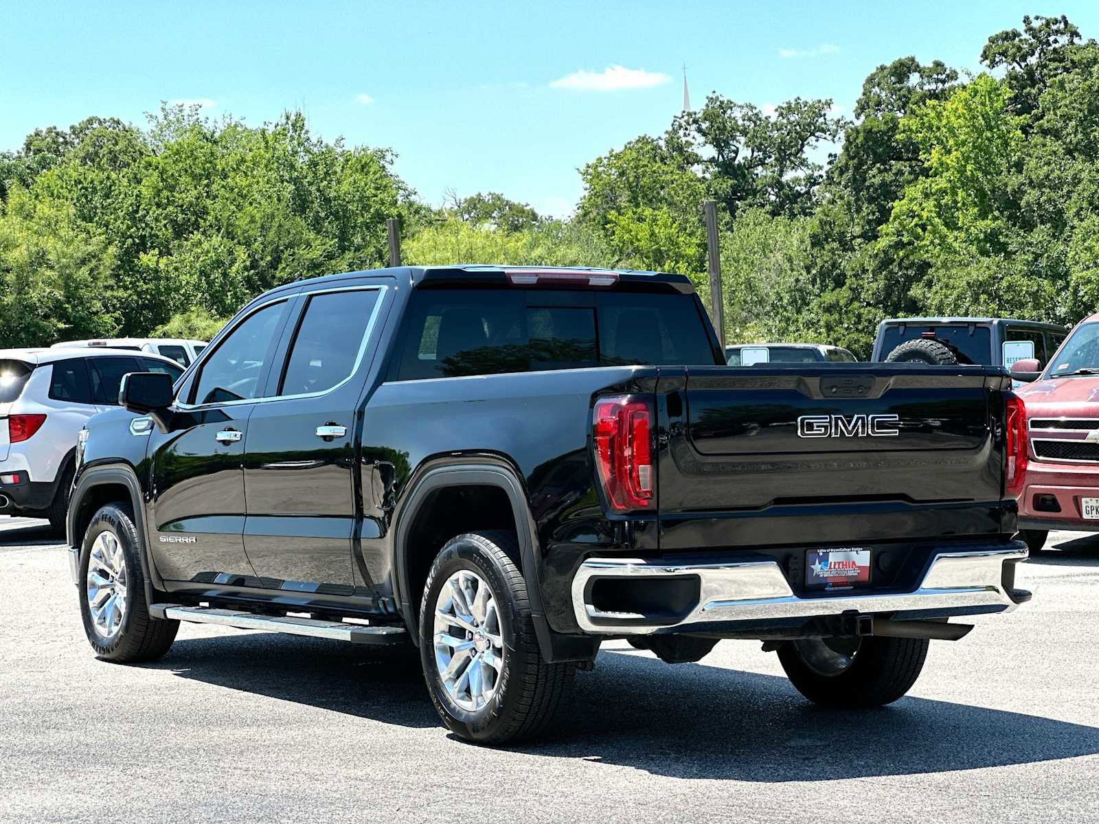 Used 2020 GMC Sierra 1500 SLT RWD image 13