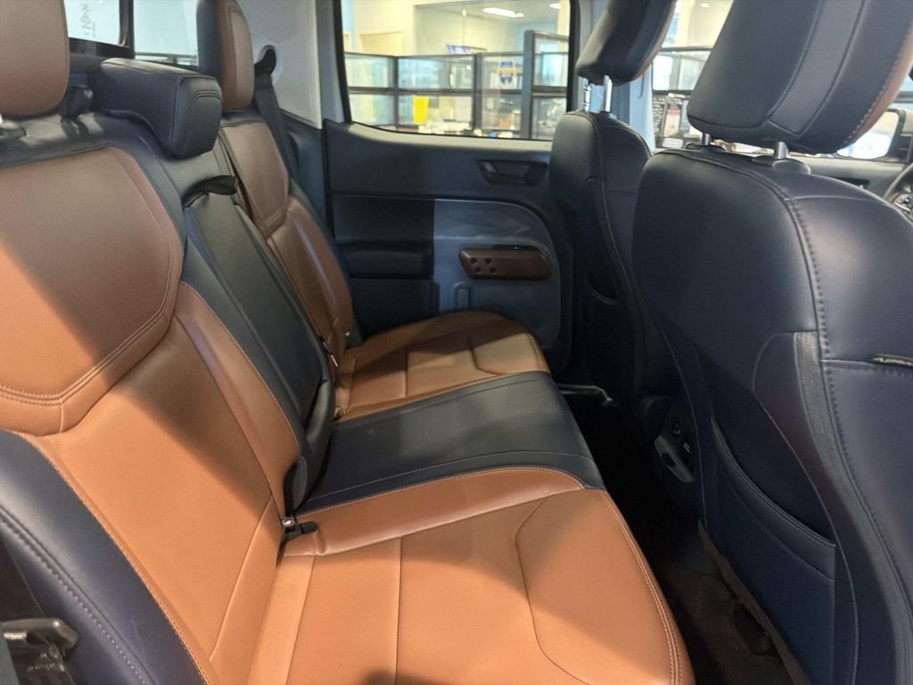 Used 2022 Ford Maverick Lariat w/ Lariat Luxury Package FWD image 13