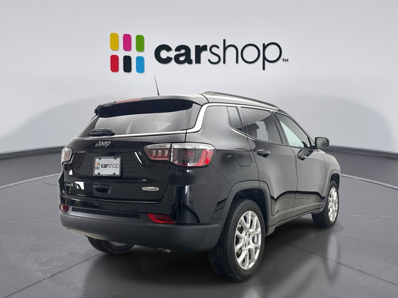 Used 2023 Jeep Compass Latitude AWD/4WD image 5