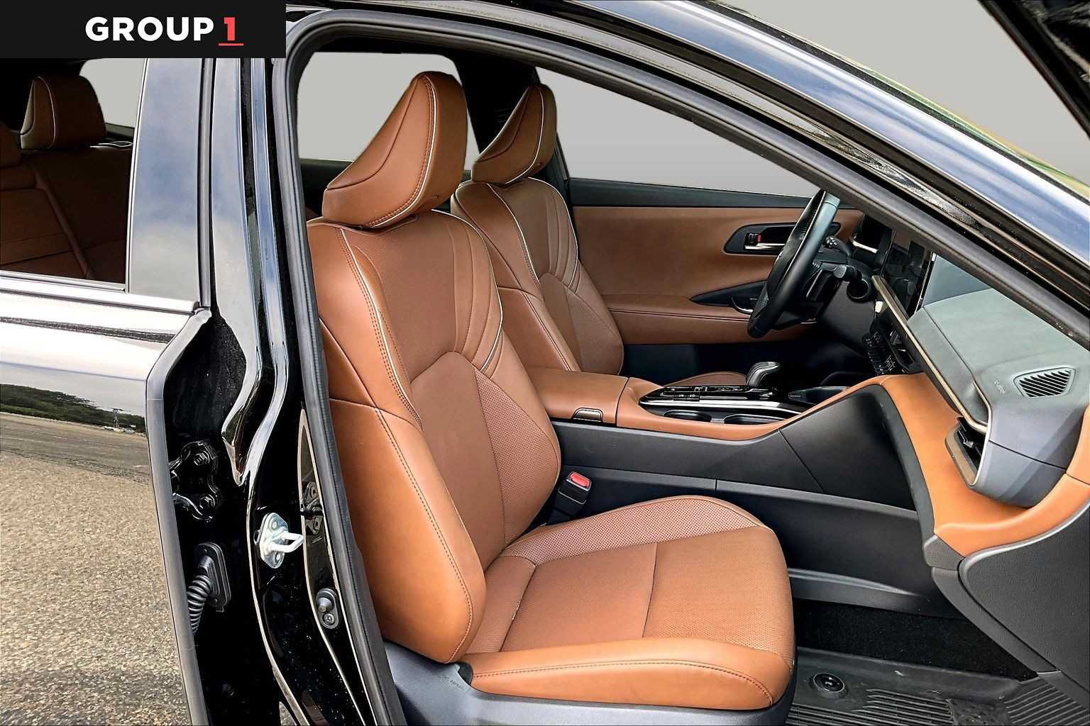 Certified 2025 Toyota Crown Signia AWD/4WD image 8