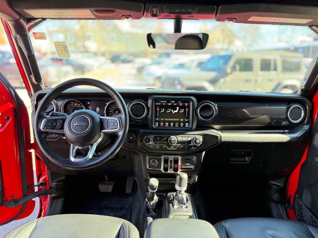 Used 2020 Jeep Wrangler Unlimited Sahara image 9