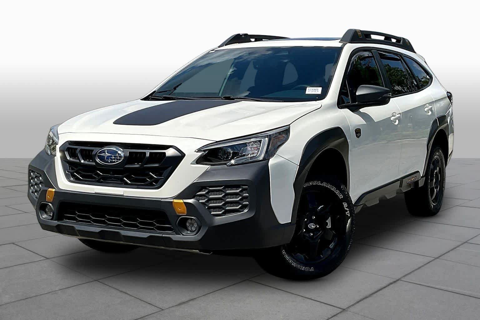 Used 2025 Subaru Outback Wilderness AWD/4WD image 2