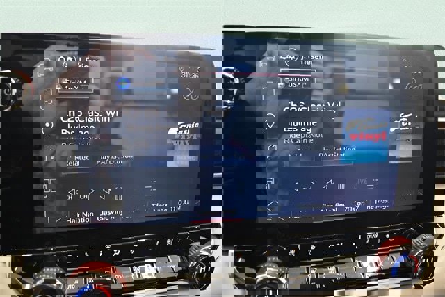 Used 2024 GMC Canyon AT4X image 28