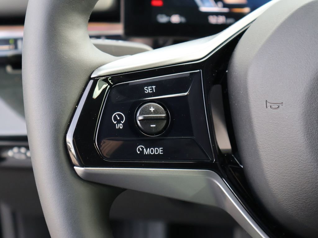 Certified 2025 BMW i5 xDrive40 w/ Premium Package image 35