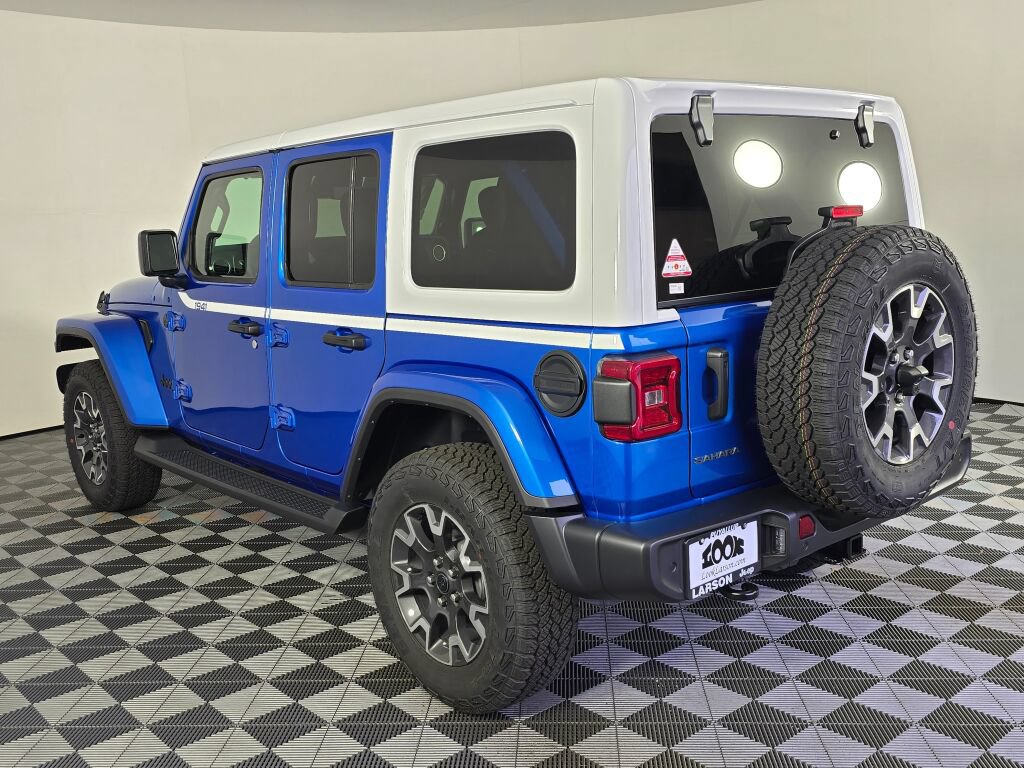 New 2026 Jeep Wrangler Unlimited Sahara w/ Whitecap Package AWD/4WD image 6