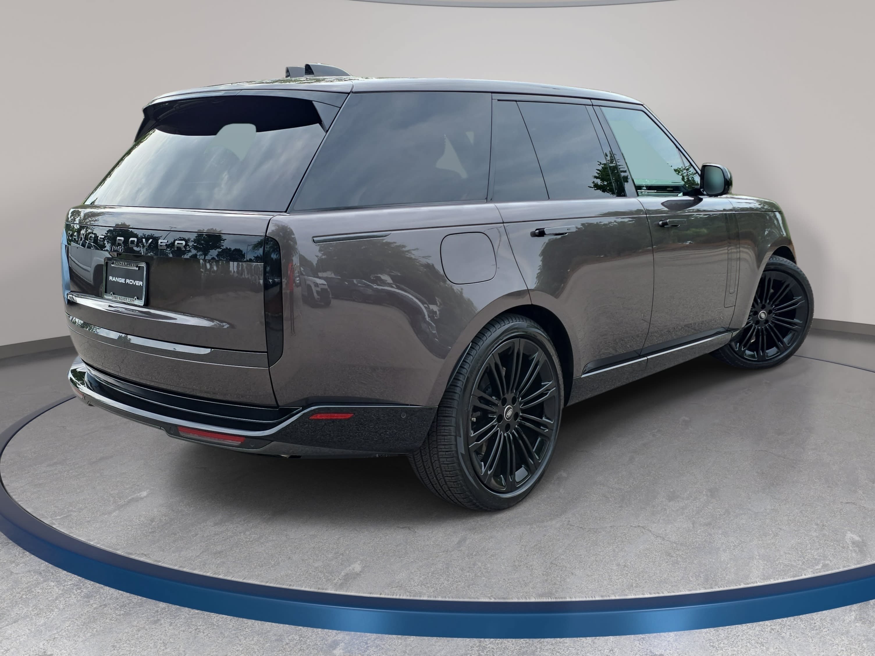 Certified 2024 Land Rover Range Rover SE AWD/4WD image 5