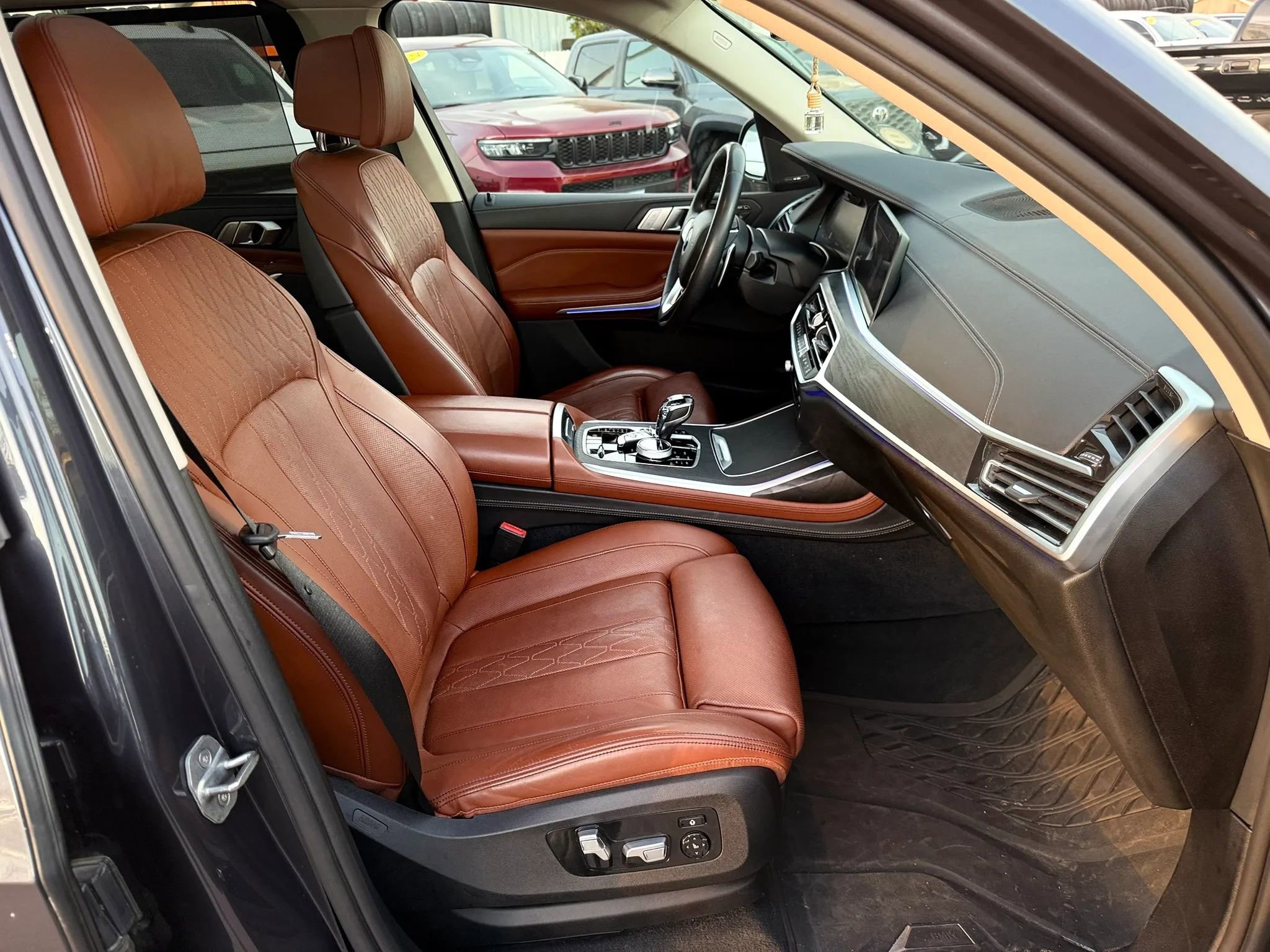 Used 2019 BMW X7 xDrive40i w/ Premium Package image 30
