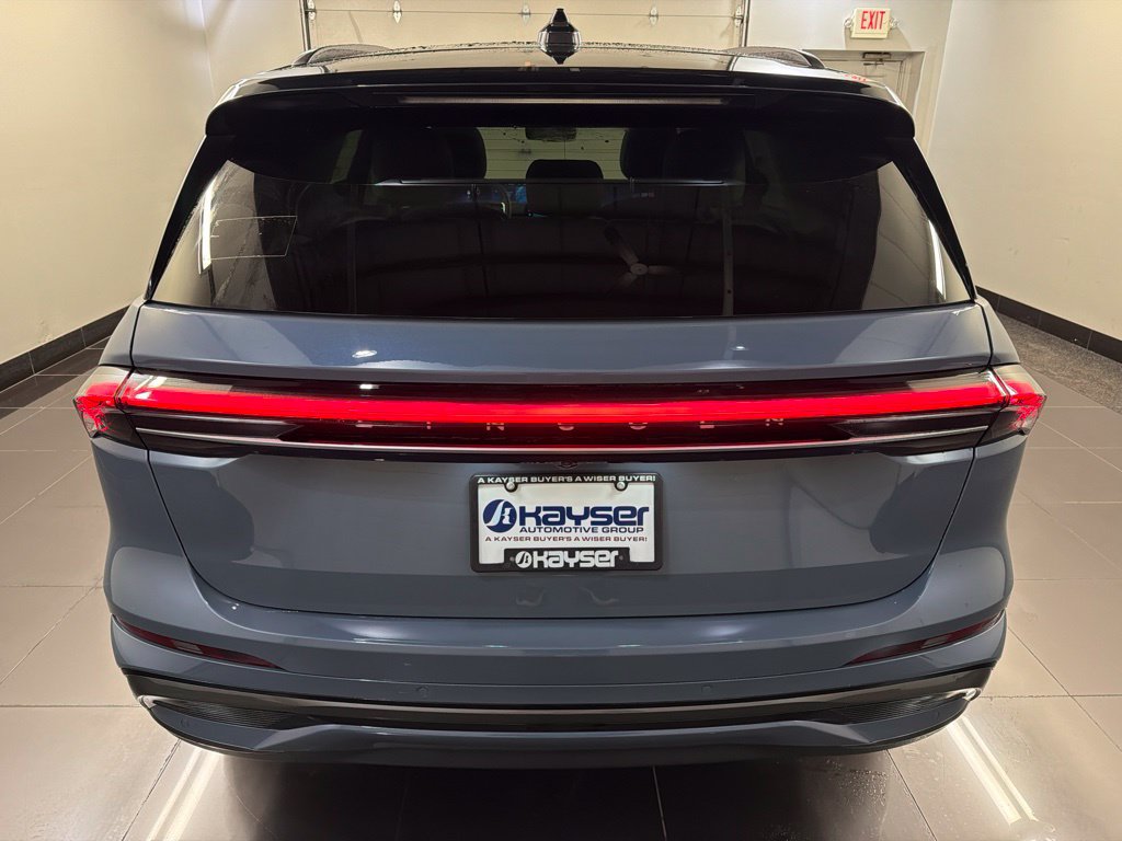 New 2026 Lincoln Nautilus Reserve w/ Jet Appearance Package AWD/4WD image 5