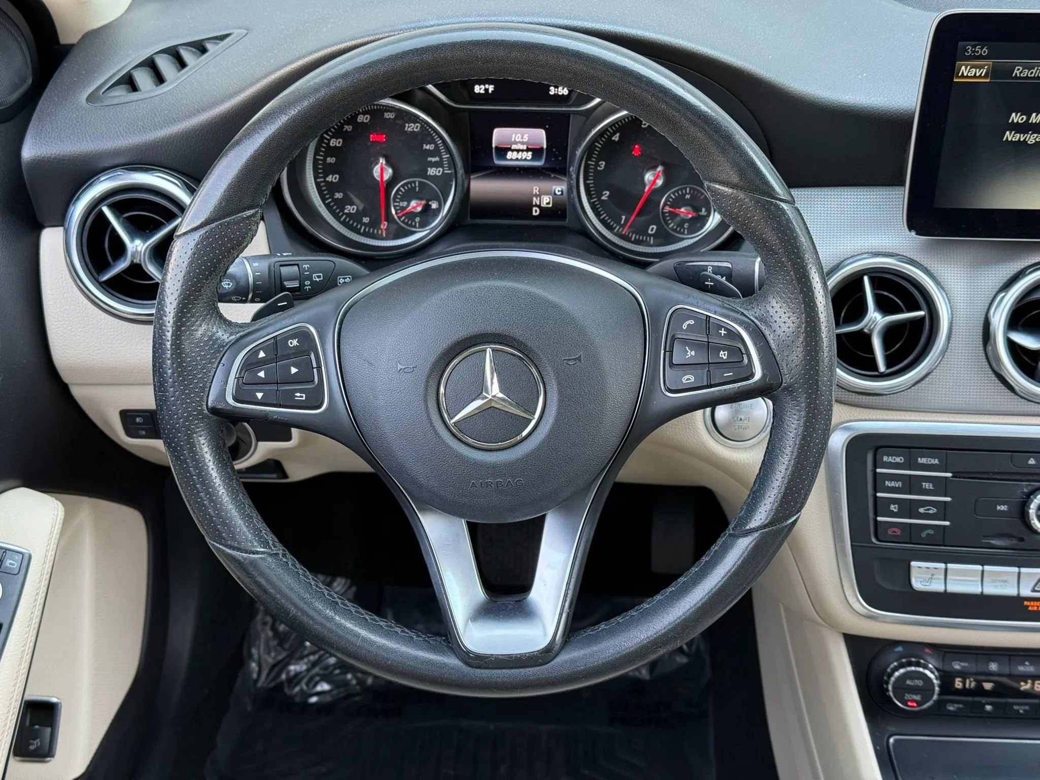 Used 2018 Mercedes-Benz GLA 250 image 18