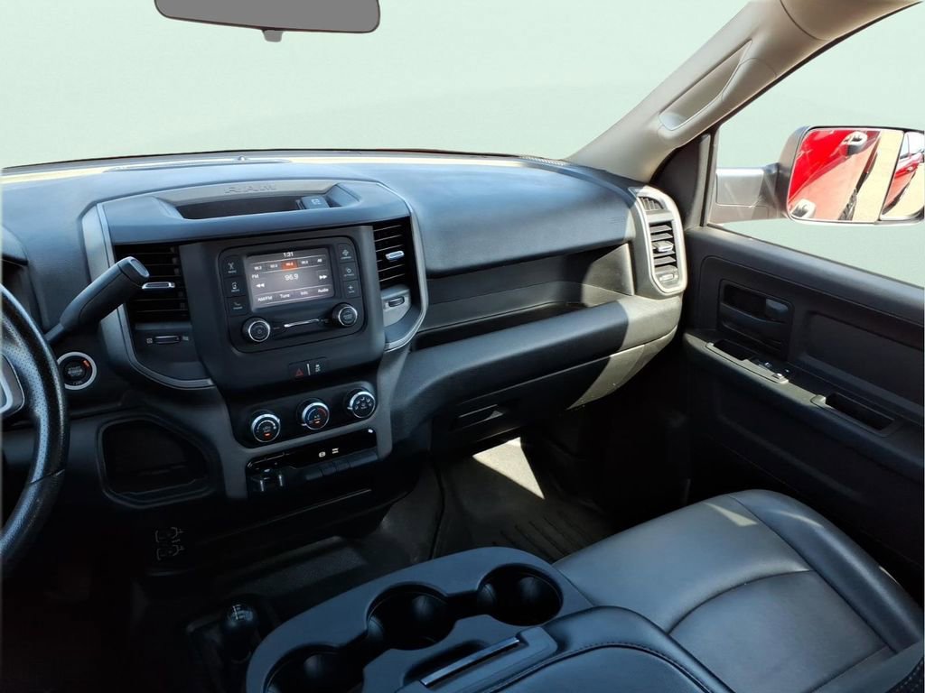 Used 2020 RAM 2500 Tradesman w/ Chrome Appearance Group image 16