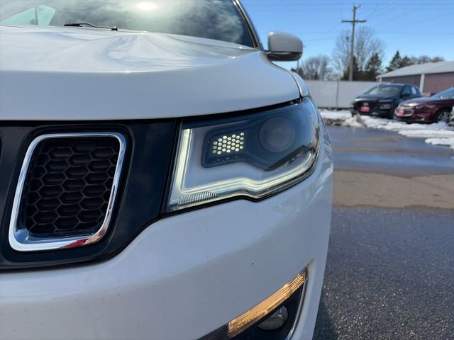 Used 2018 Jeep Compass Limited w/ Navigation Group image 19